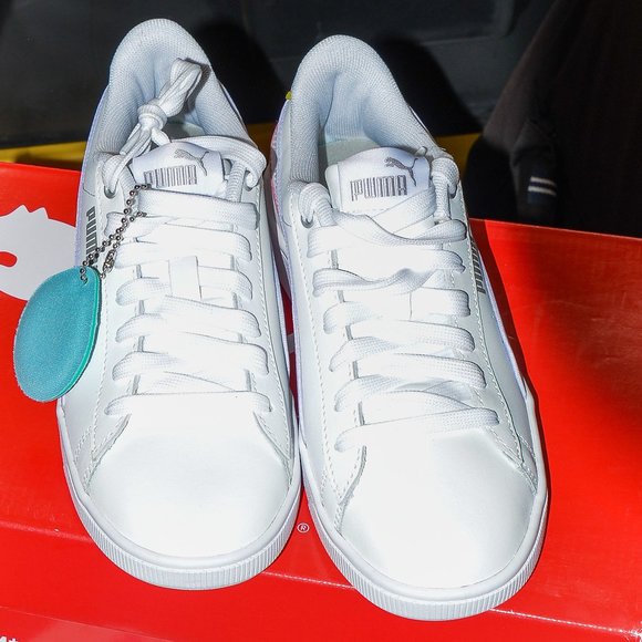 size‎ 6 white Puma ladies  sneaker - Picture 3 of 7